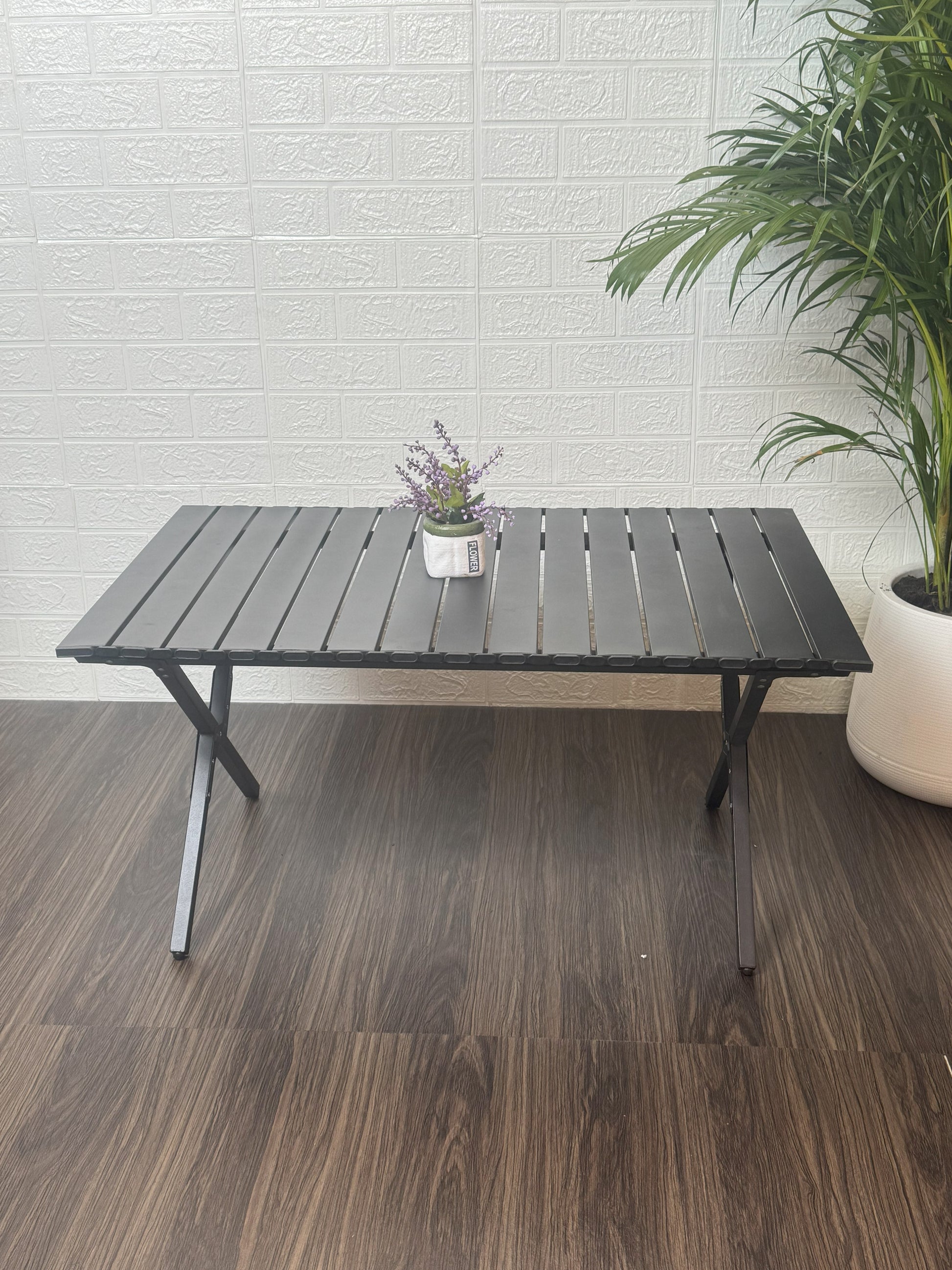 โต๊ะพับได้ 90X Eggroll Table (สีดำขาดำ)